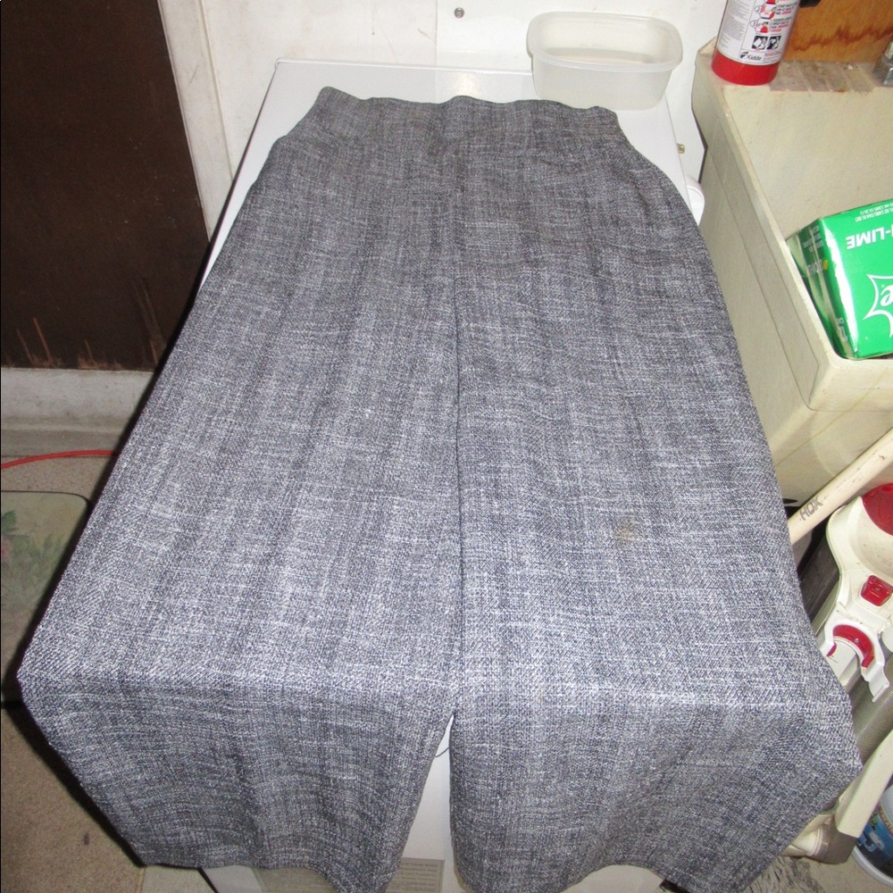 Wide leg pants